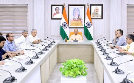 Lucknow: युवाओं की आकांक्षाओं के अनुरूप बनेगी यूपी की नई युवा नीति, सीएम योगी ने दिए विशेषज्ञ आयोग गठन के निर्देश