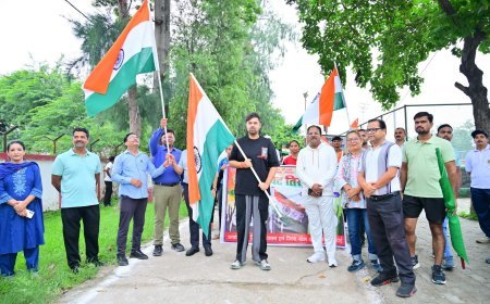 हरदोई में यूथ कनेक्ट तिरंगा रैली का भव्य आयोजन, खिलाड़ियों और कैडेट्स में दिखा उत्साह