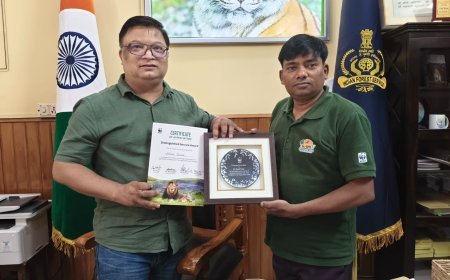 नरेश कुमार लोधी को डब्ल्यूडब्ल्यूएफ इंडिया का विशिष्ट सेवा सम्मान, पीलीभीत टाइगर रिजर्व में डीएफओ ने सौंपा पुरस्कार