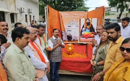 हरदोई: संत रविदास जयंती समरसता संकल्प अभियान के तहत जिला पंचायत परिसर से कलश वंदन यात्रा रवाना