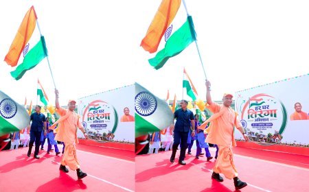 लखनऊ में मुख्यमंत्री योगी आदित्यनाथ ने 'हर घर तिरंगा' यात्रा का किया शुभारंभ, हजारों युवा हुए शामिल