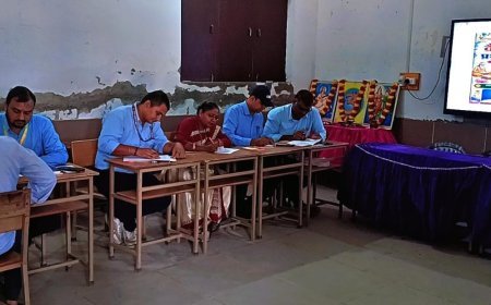 हाथरस के सरस्वती विद्या मंदिर में प्रांतीय वैदिक गणित कार्यशाला का आयोजन, शिक्षकों ने सीखे सूत्र