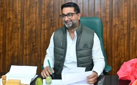 यूपी के सभी मदरसों में फहराया जाएगा तिरंगा, दानिश आजाद अंसारी ने दिए दिशा-निर्देश