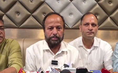 Mussoorie: गणेश जोशी के इस्तीफे की मांग, कांग्रेस ने लगाए गंभीर आरोप, पेयजल, सीवरेज, सड़क और आपदा कार्यों की जांच की मांग