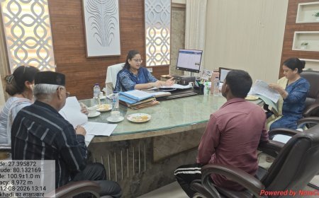 Hardoi: निराश्रित गोवंश संरक्षण की समीक्षा में CDO नेहा ब्याडवाल सख्त, नन्दी गौशालाओं में शिफ्टिंग तेज करने के निर्देश