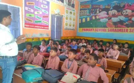 UP School News: परिषदीय स्कूलों के शिक्षकों के लिए 3.81 करोड़ की राशि मंजूर, मिलेगी संदर्शिका और शिक्षक डायरी
