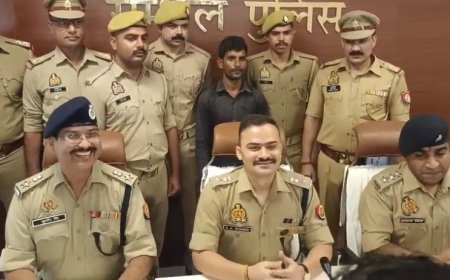 Sambhal: असमोली में अवैध तमंचा फैक्ट्री का भंडाफोड़, 2 बने तमंचे और 42 पार्ट बरामद- 30 हथियार बेचने का खुलासा