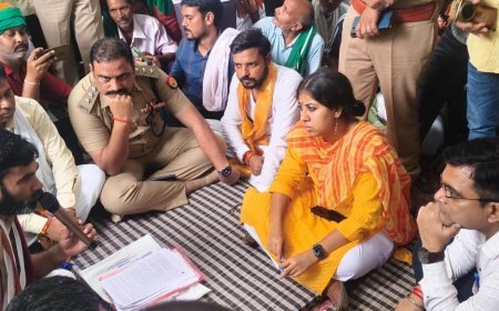 Hardoi News: संडीला तहसील में भारतीय किसान यूनियन भानु का प्रदर्शन, ज्ञापन सौंप उठाई मांगें