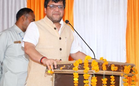 UP Excise Export Policy: उत्तर प्रदेश के निर्यात में 84.5% की भारी बढ़ोतरी, राष्ट्रीय हिस्सेदारी में बड़ा उछाल