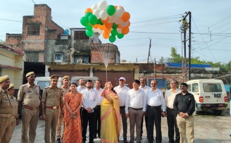 Hardoi: हरदोई में धूमधाम से मनाया गया स्वाधीनता दिवस, सीडीओ नेहा ब्याडवाल ने किया ध्वजारोहण