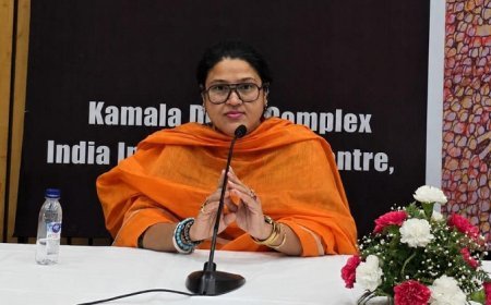 Ballia: बलिया की स्मृति सिंह ने दिल्ली में ‘पंचायत टू पार्लियामेंट’ पर दिया प्रभावशाली संबोधन, महिला नेतृत्व का दिया संदेश
