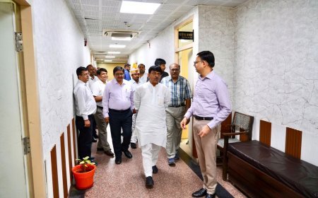 UP ITI Modernisation: यूपी के आईटीआई बनेंगे हाईटेक स्किल हब, कपिल देव अग्रवाल ने दिए आधुनिक ट्रेड और रोजगार से जोड़ने के निर्देश
