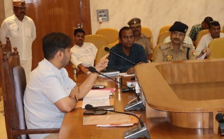 Hardoi: स्कूल वाहनों के चालकों का 25 अगस्त तक पुलिस वेरिफिकेशन अनिवार्य