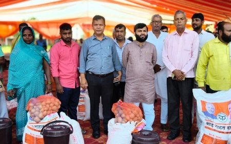 Prayagraj: बाढ़ प्रभावित जिलों में योगी सरकार ने तेज किया राहत-बचाव अभियान, एनडीआरएफ टीमें पूरी तरह सक्रिय