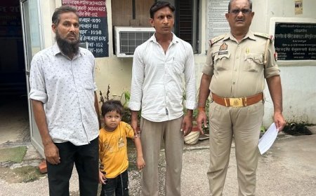 Hardoi: ऑपरेशन स्माइल- संडीला पुलिस ने चार वर्षीय गुमशुदा बच्चे को सकुशल बरामद कर परिजनों को सौंपा