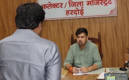 Hardoi: कलेक्ट्रेट में जनसुनवाई- डीएम अनुनय झा ने सुनीं 94 शिकायतें, त्वरित निस्तारण के दिए निर्देश