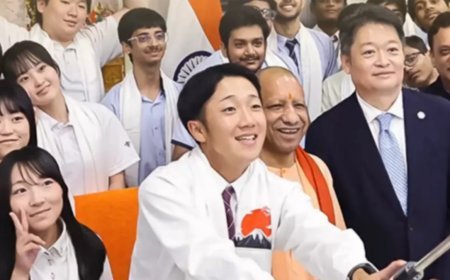 वाराणसी पहुंचा 109 सदस्यीय जापानी प्रतिनिधिमंडल, सारनाथ भ्रमण और गंगा आरती के साथ निवेश पर मंथन