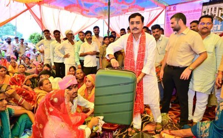 Hardoi: मुख्यमंत्री सामूहिक विवाह योजना के तहत 109 जोड़ों का विवाह संपन्न, जनप्रतिनिधियों ने नवविवाहितों को दिया आशीर्वाद