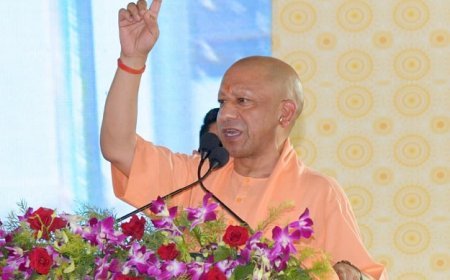 Lucknow: विदेशी पैसे के बल पर भारत की सामाजिक एकता को खंडित करना चाहती है कांग्रेस- मुख्यमंत्री योगी 