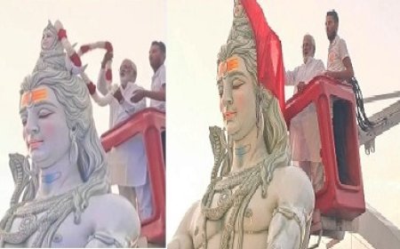 Haridwar Lord Shiva Statue: हरिद्वार में ओम ब्रिज के पास 21 फीट ऊंची भव्य शिव प्रतिमा का हुआ अनावरण, उमड़े श्रद्धालु