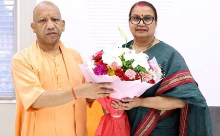 हाथरस मेडिकल कॉलेज के निर्माण को जल्द मिलेगी गति: विधायक अंजुला सिंह माहौर ने सीएम योगी से की मुलाकात, कैबिनेट से जल्द स्वीकृत होगा बजट