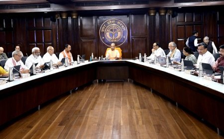 योगी कैबिनेट के बड़े फैसले: मेडिकल इंटर्न का भत्ता बढ़ा, 8 औद्योगिक इकाइयों को निवेश प्रोत्साहन की मंजूरी