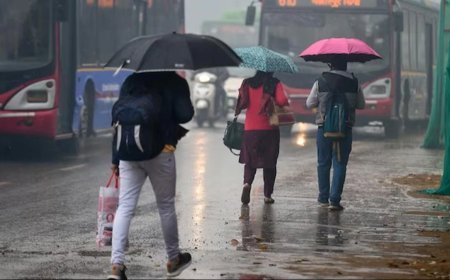 Weather Forecast Today: देश के 18 राज्यों में भारी बारिश और आंधी का अलर्ट, जानिए आपके शहर में कैसा रहेगा मौसम