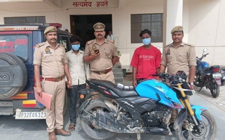 Hardoi News Today: हरदोई में चोरी का खुलासा- सवायजपुर पुलिस ने दो आरोपियों को दबोचा, गहने-नकदी और बाइक बरामद