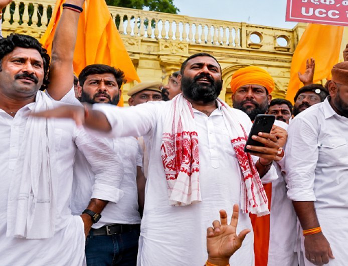 Savarna Nyay Padayatra Jaipur: यूजीसी नियमों के खिलाफ 800 KM पैदल चलकर जयपुर पहुंची यात्रा, कलेक्ट्रेट घेराव में पुलिस से झड़प