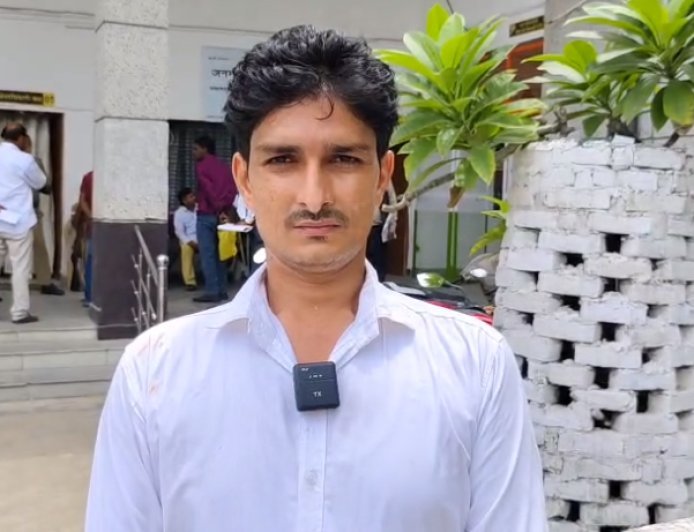 Sambhal: बुर्के में कांवड़ यात्रा पर बवाल- SDM के नोटिस के बाद अमन त्यागी बोले- संविधान ने पहनावे की आज़ादी दी है