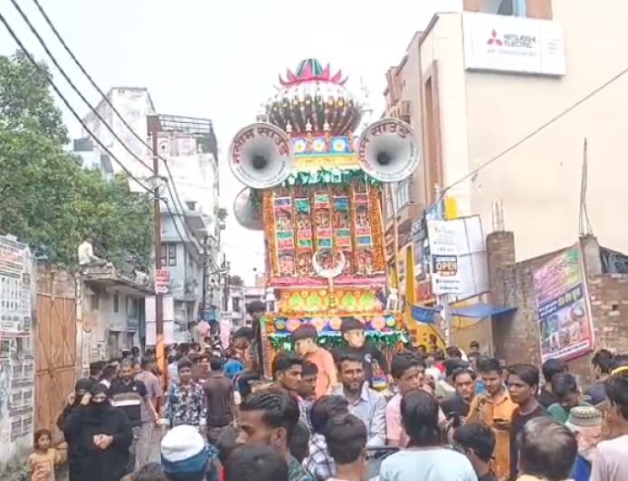 Sambhal: या हुसैन की सदाओं से गूंजा सम्भल, अकीदतमंदों ने निकाला ऐतिहासिक चेहल्लुम जुलूस, सुरक्षा के रहे कड़े इंतजाम