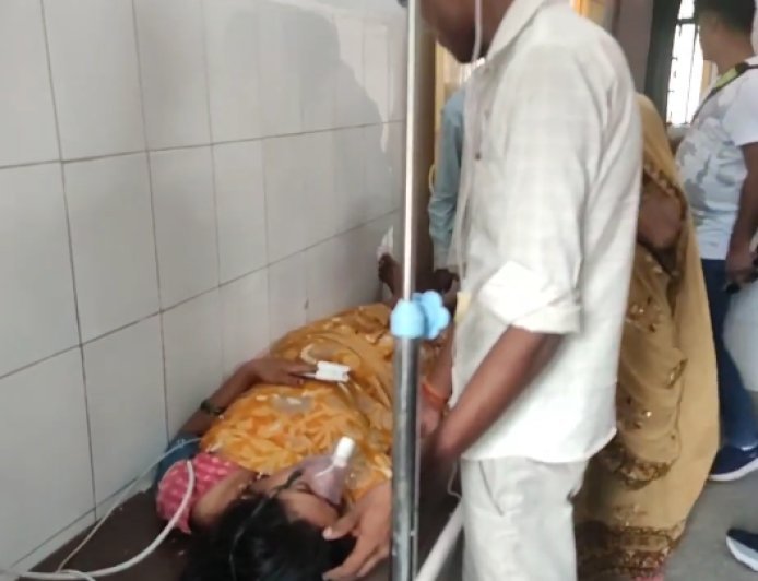 चार संडे, चार स्नेक अटैक! सम्भल में एक ही परिवार के पीछे पड़ा सांप, एक की मौत से दहशत