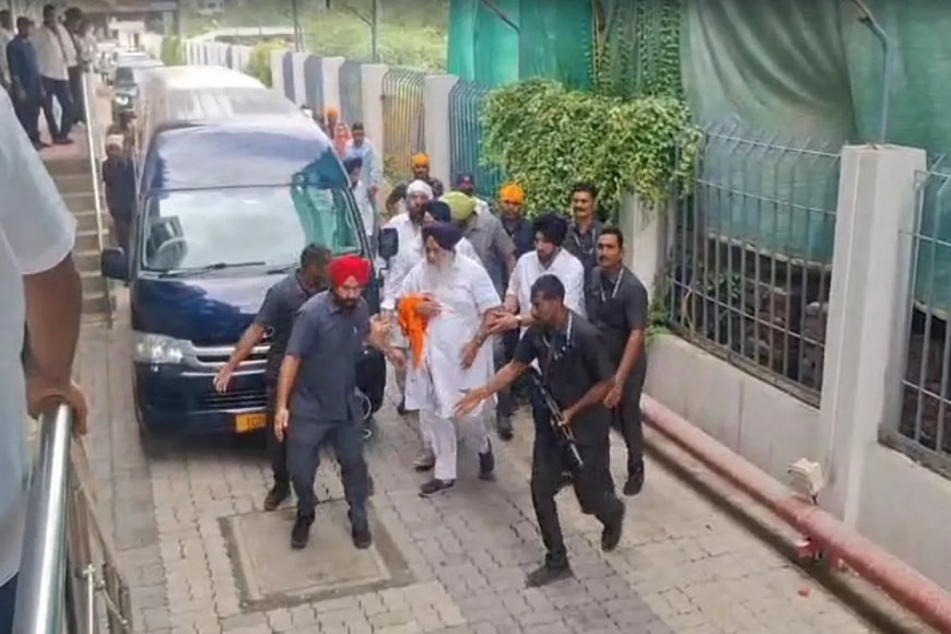 नांदेड़ गुरुद्वारा में पूर्व डिप्टी सीएम सुखबीर सिंह बादल पर जानलेवा हमला, हाथ में आई चोट के बाद अस्पताल में उपचार जारी