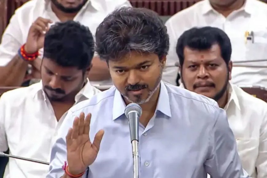Tamil Nadu Assembly: करुणानिधि के नाम पर सदन में हंगामा, मंत्री की टिप्पणी पर सीएम विजय ने मांगी माफी