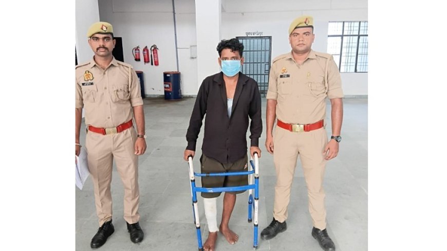 Hardoi: गैंगस्टर एक्ट के वांछित आरोपी को सवायजपुर पुलिस ने किया गिरफ्तार