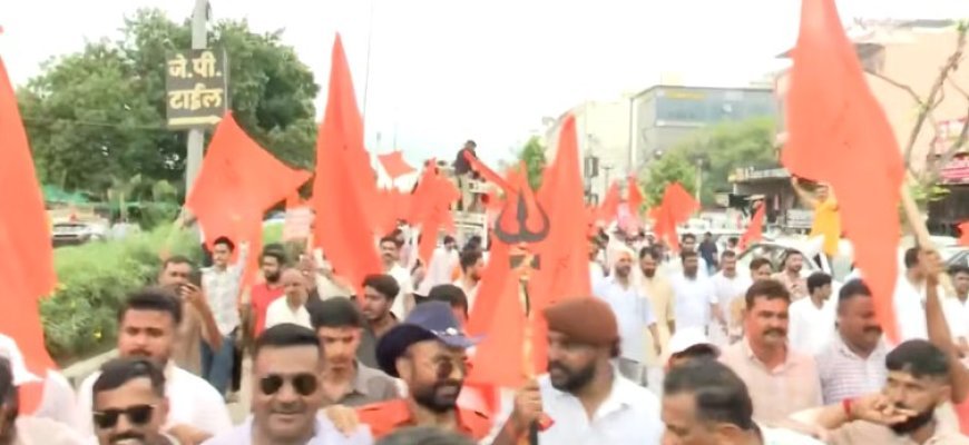 Karni Sena Protest in Jaipur: यूजीसी के नियमों के खिलाफ करणी सेना का जयपुर में बड़ा प्रदर्शन, कानून वापस लेने की मांग