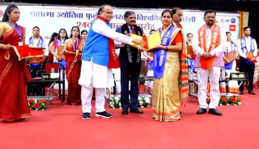 पारिवारिक जिम्मेदारियां निभाते हुए सृष्टि सिंह बनीं रोहिलखंड विश्वविद्यालय की गोल्ड मेडलिस्ट, शिक्षा के क्षेत्र में बनाएंगी करियर
