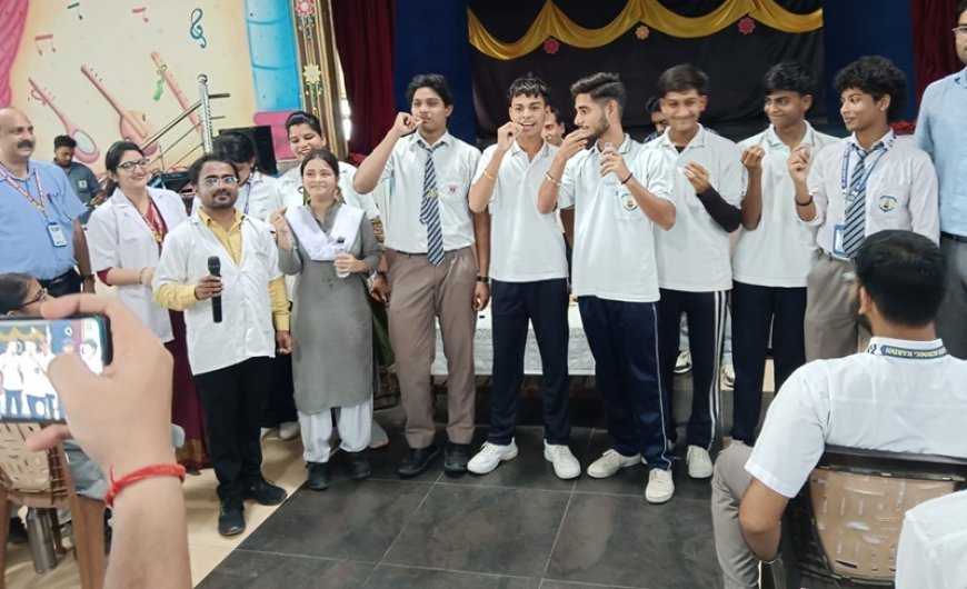 Hardoi: हरदोई में राष्ट्रीय कृमि मुक्ति दिवस का शुभारंभ, 2000 से अधिक बच्चों ने ली एल्बेंडाजोल की खुराक
