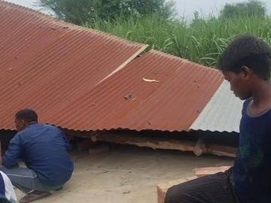 Pilibhit News: बीसलपुर में स्कूल की दीवार और टीन शेड गिरने से छह छात्र व दो शिक्षिकाएं घायल