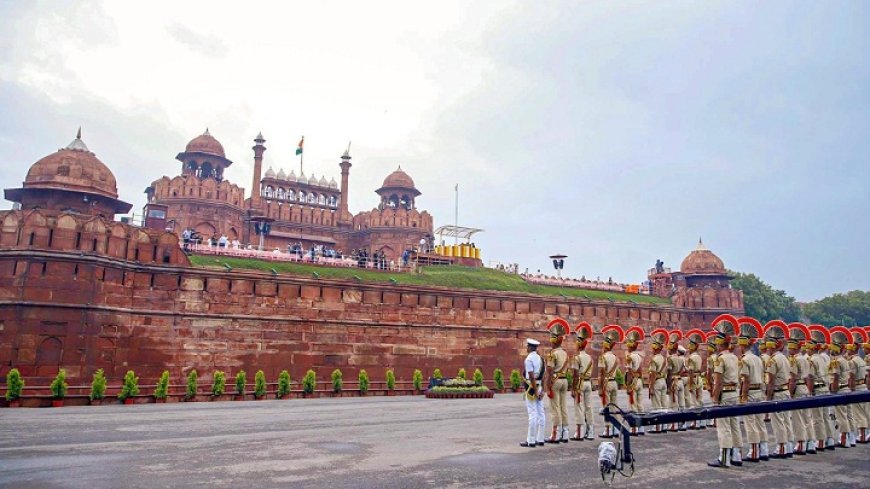 15 अगस्त को दिल्ली में ट्रैफिक डायवर्जन: सुबह 4 से 10 बजे तक लाल किले के आसपास सड़कें बंद, घर से निकलने से पहले देखें एडवाइजरी 