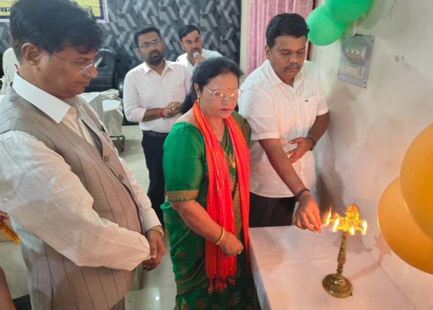 UP Ration Kotedar News: कोटेदारों के लिए अतिरिक्त लाभांश की घोषणा, सीतापुर में लाइव प्रसारण देख विक्रेताओं ने जताई खुशी