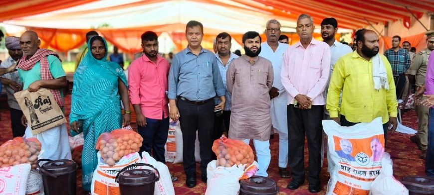 Prayagraj: बाढ़ प्रभावित जिलों में योगी सरकार ने तेज किया राहत-बचाव अभियान, एनडीआरएफ टीमें पूरी तरह सक्रिय