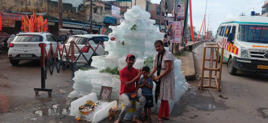 अमरोहा में उफान पर तिगरी गंगा, गांवों में घुसा बाढ़ का पानी, डीएम-एसपी ने नाव से लिया जायजा
