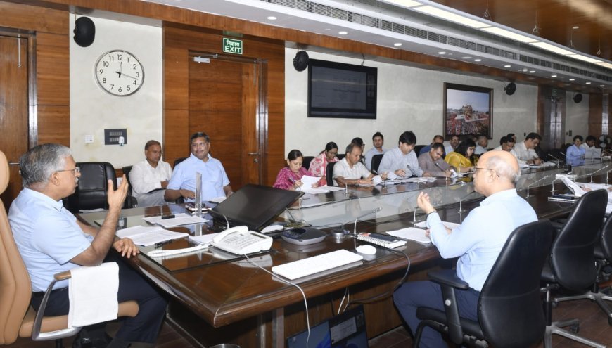 यूपी में 4,104 करोड़ रुपये के औद्योगिक निवेश को हरी झंडी, मुख्य सचिव ने आठ मेगा प्रोजेक्ट्स को दी एलओसी मंजूरी