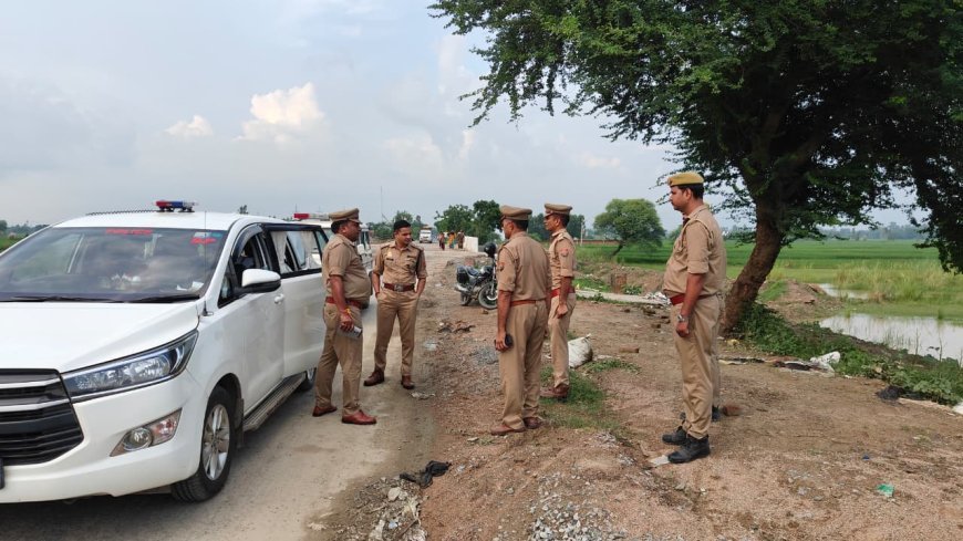Hardoi News: रक्षाबंधन पर सुरक्षा के कड़े इंतजाम, पुलिस अधीक्षक ने लिया व्यवस्थाओं का जायजा