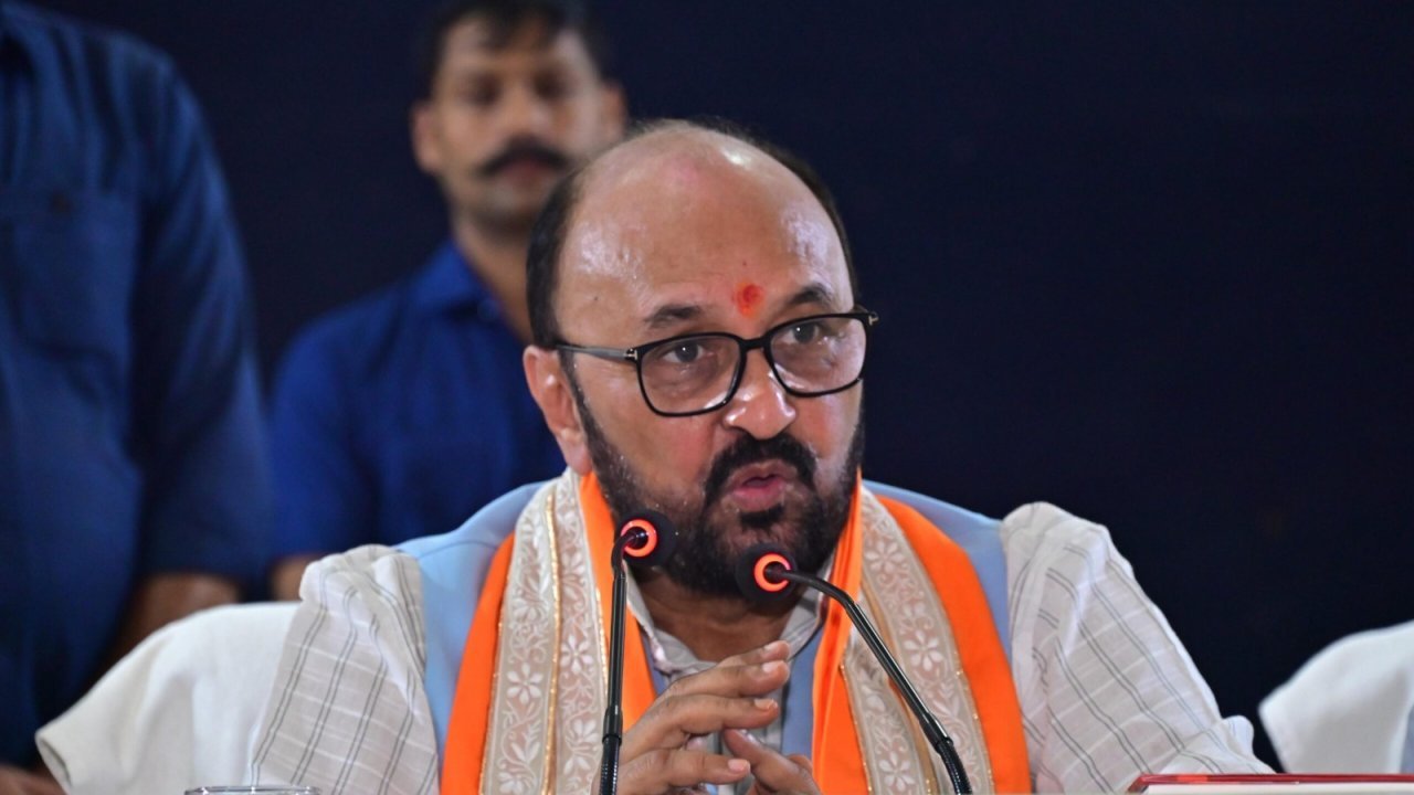 मेरठ: फलावदा के जनता पीजी कॉलेज का बदला नाम, अब पूर्व प्रधानमंत्री चौधरी चरण सिंह के नाम से जाना जाएगा संस्थान