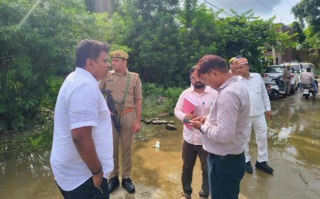Sitapur News Today: सरायन नदी उफान पर, केशव ग्रीन सिटी समेत कई मोहल्लों में घुसा बाढ़ का पानी; डीएम ने लिया जायजा
