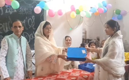 Sambhal News: शिक्षक दिवस पर गिफ्ट नहीं, रिजल्ट का वादा—नवाब महमूद गर्ल्स इंटर कॉलेज में ‘स्कूल टॉप’ करने का संकल्प