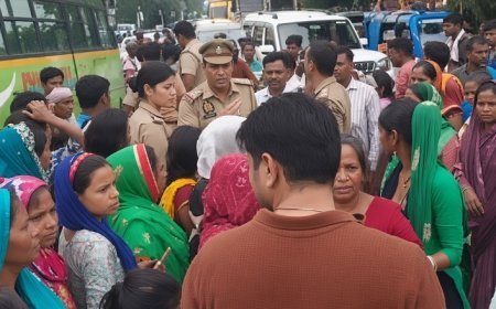 Hardoi Road Accident: तेज रफ्तार पिकअप ने 5 वर्षीय मासूम को कुचला, इलाज के दौरान मौत; परिजनों ने हाईवे पर लगाया जाम