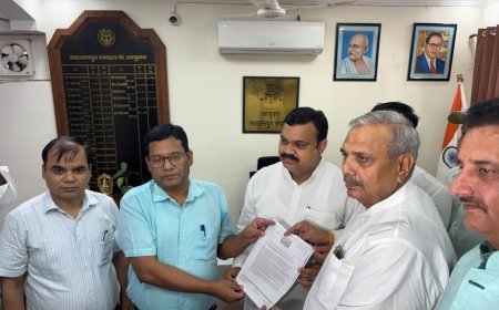 Saharanpur News: मुजफ्फरनगर सांसद हरेंद्र मलिक पहुंचे सहारनपुर, मस्जिद ध्वस्तीकरण प्रकरण में कमिश्नर कार्यालय मे सौंपा ज्ञापन